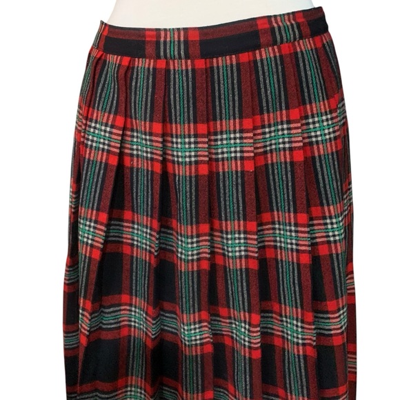 Vintage 50’s Plaid Tartan Skirt - Red and Black - Picture 2 of 6